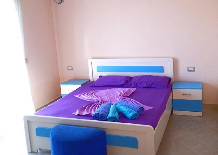 Aparthotel Eleart 3*